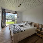 In Out Portes Du Soleil Champoussin * ヴァル＝ディリエ